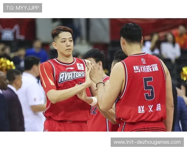 深圳男篮凭借沈梓捷最后1.7秒绝杀，104-102逆转新疆